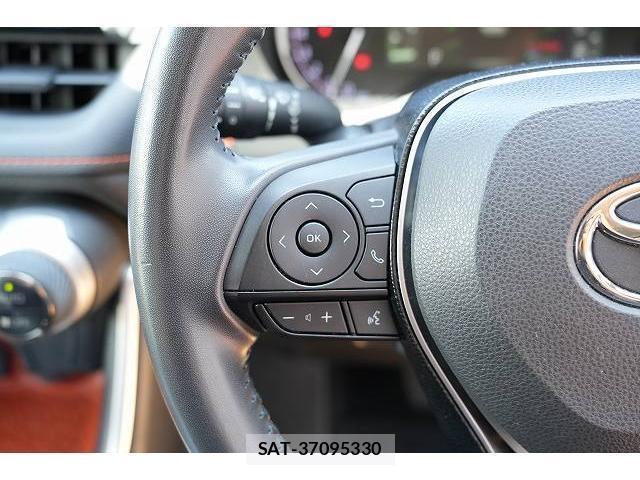 Toyota RAV4 2020-10 8343850-16