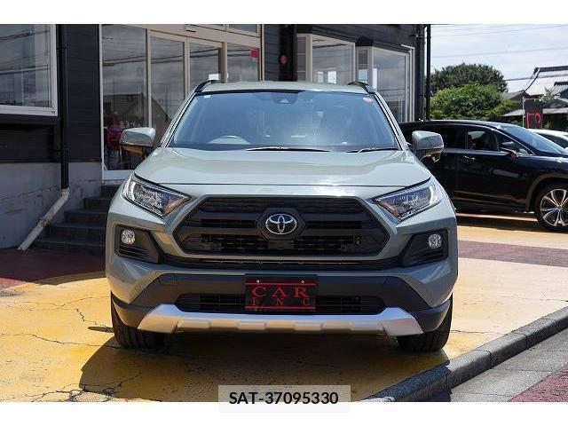 Toyota RAV4 2020-10 8343850-2