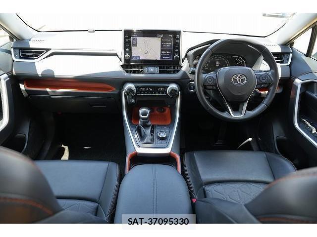 Toyota RAV4 2020-10 8343850-3