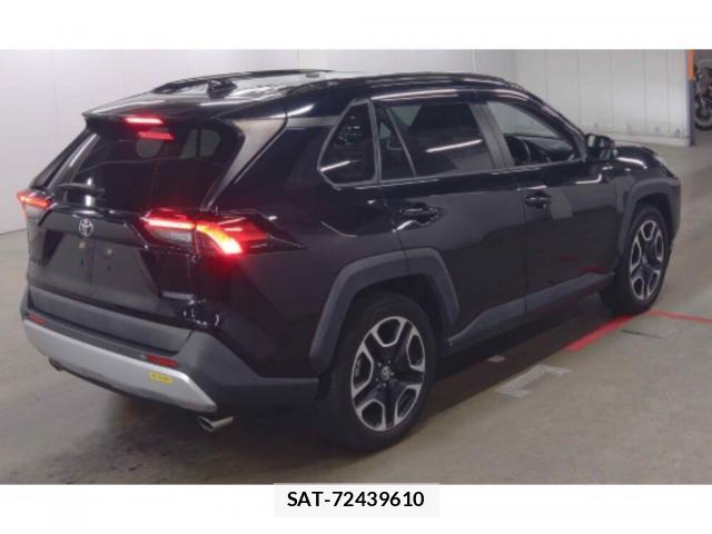 Toyota RAV4 2021-07 8344172-1