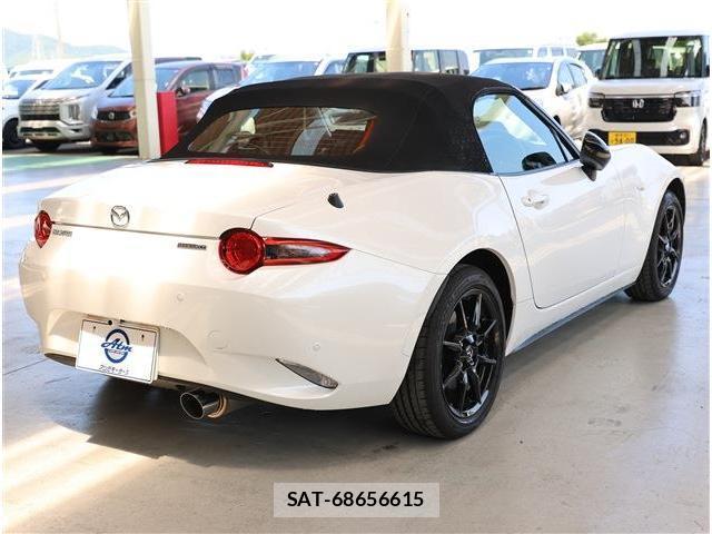 Mazda ROADSTER 2024-03 8342454-4