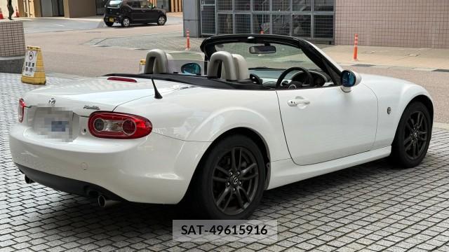 Mazda ROADSTER 2014-08 8343217-12
