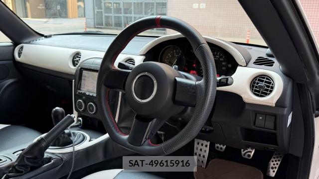 Mazda ROADSTER 2014-08 8343217-16
