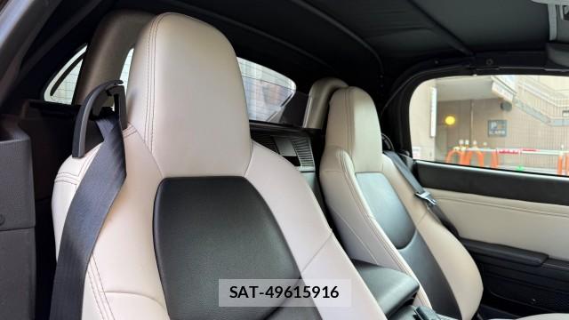 Mazda ROADSTER 2014-08 8343217-6