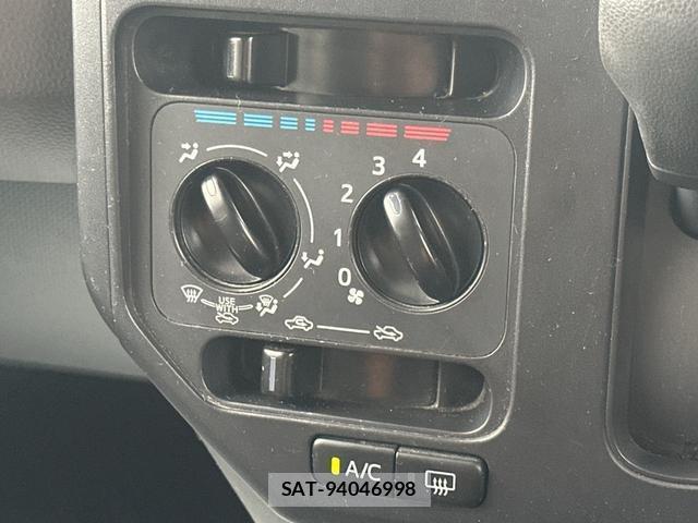 Toyota ROOMY 2021-06 8342256-7