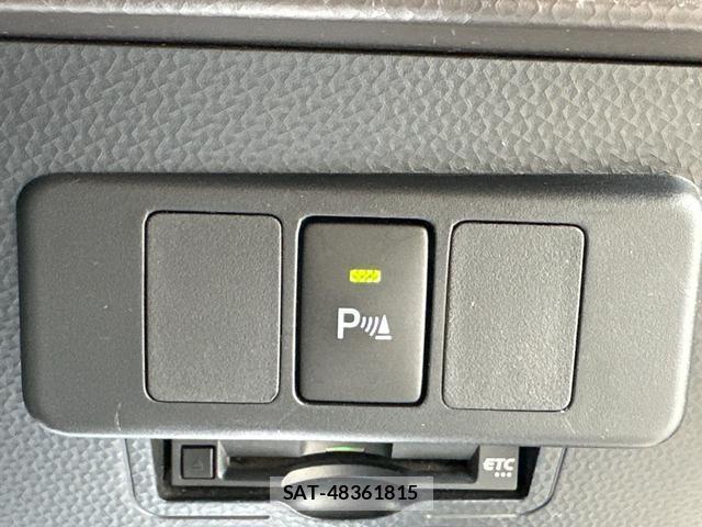 Toyota ROOMY 2021-07 8342262-9