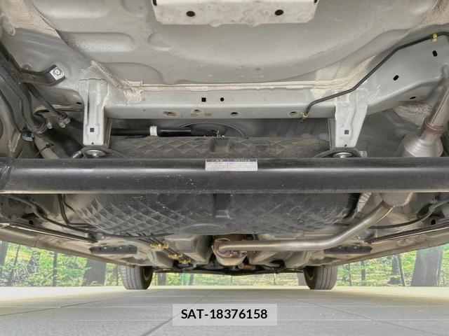 Toyota ROOMY 2019-01 8342522-18