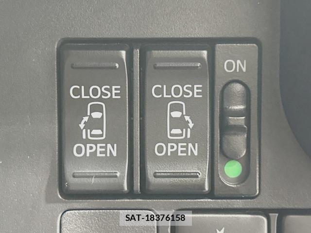 Toyota ROOMY 2019-01 8342522-4