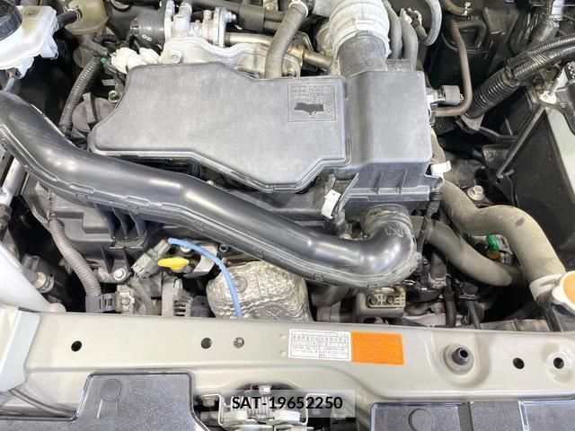Toyota ROOMY 2021-11 8343052-17