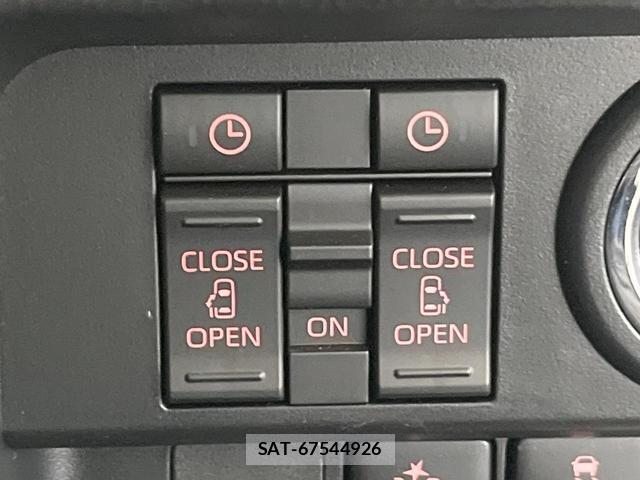 Toyota ROOMY 2025-09 8343721-4