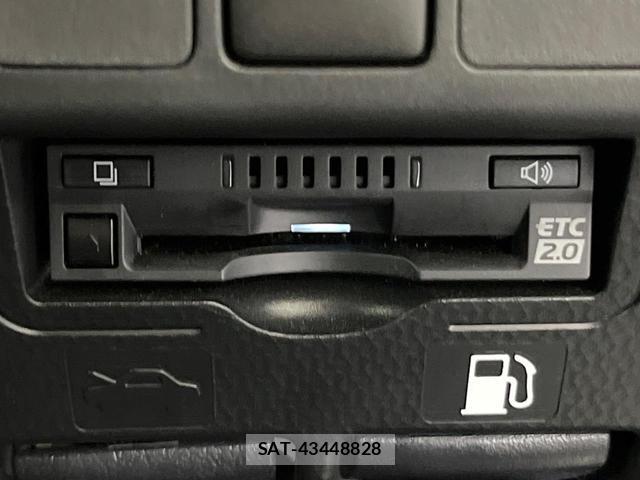 Toyota ROOMY 2022-11 8343726-5