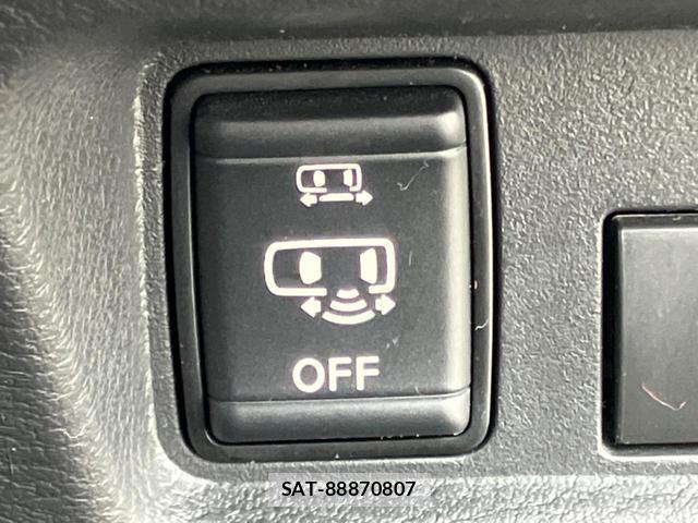 Nissan ROOX 2020-06 8342481-4