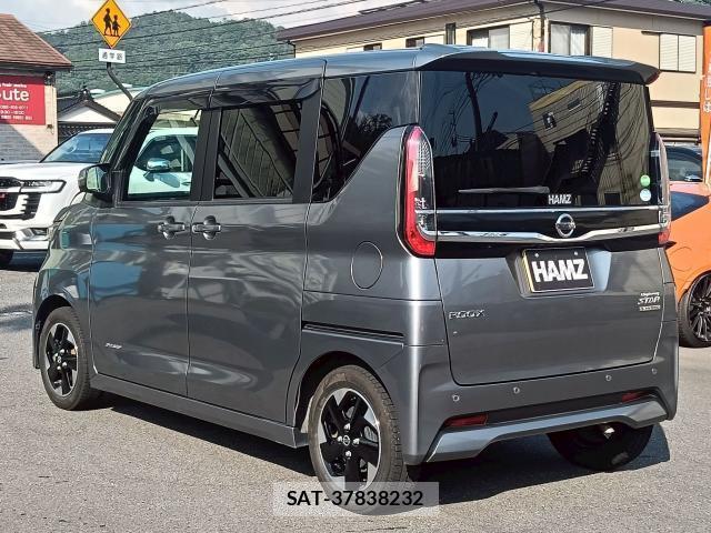 Nissan ROOX 2020-03 8343266-1