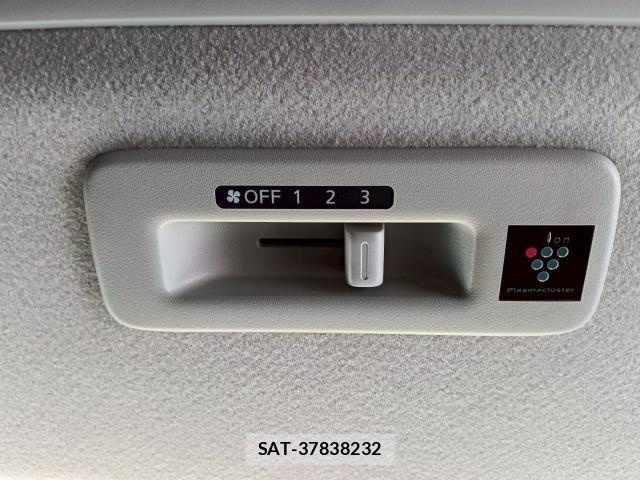 Nissan ROOX 2020-03 8343266-18