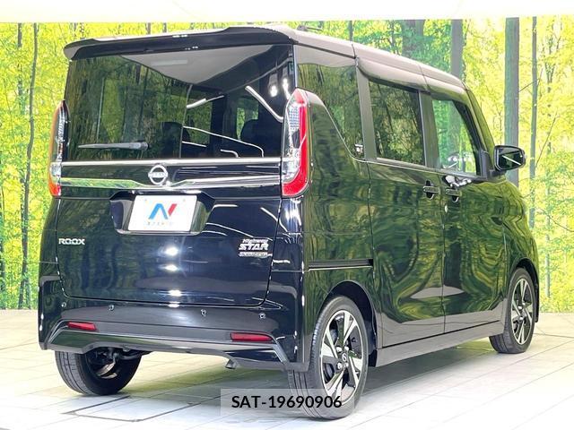 Nissan ROOX 2023-12 8344096-16