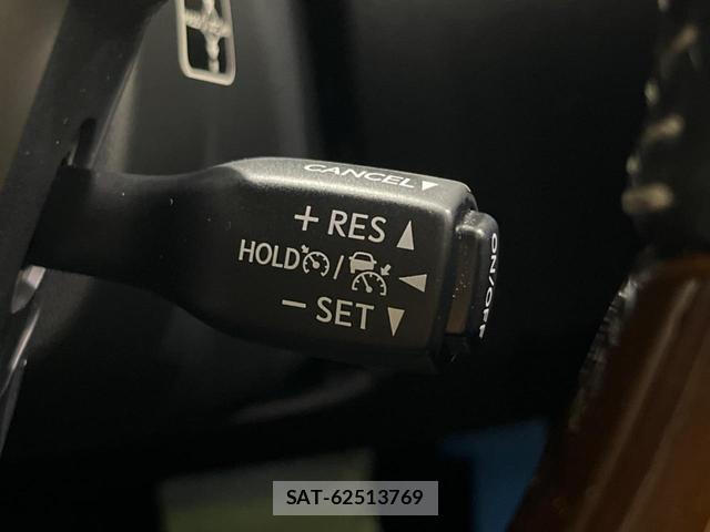 Lexus RX 2016-05 8342343-4