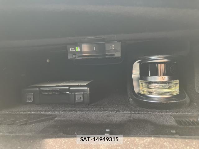Mercedes Benz S-CLASS 2015-08 8342376-14