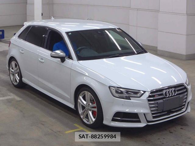 Audi S3 2018-07 8343820-0