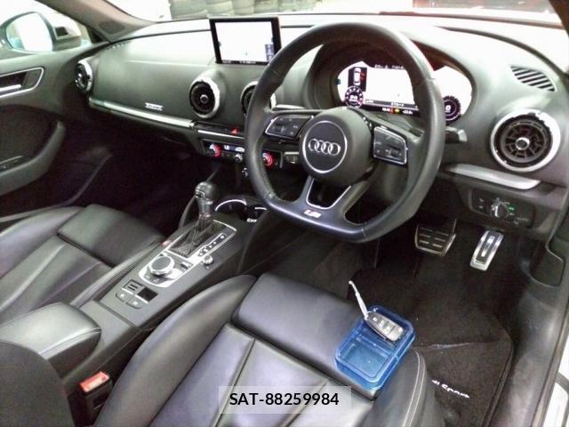 Audi S3 2018-07 8343820-2