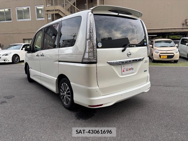Nissan SERENA 2015-11 8342117-15