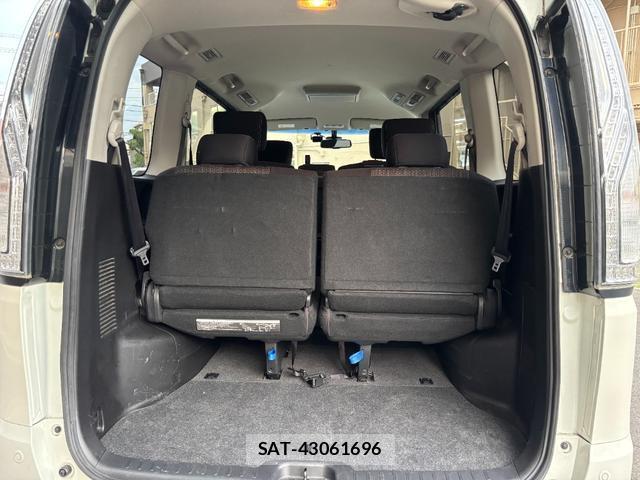 Nissan SERENA 2015-11 8342117-17
