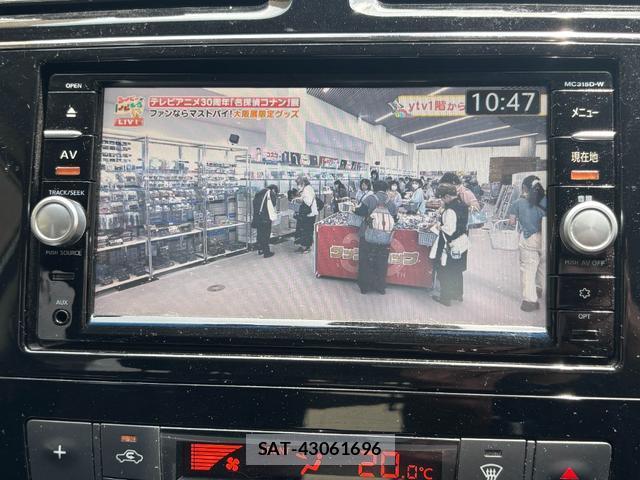 Nissan SERENA 2015-11 8342117-7