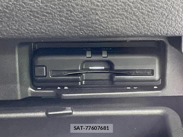Nissan SERENA 2021-12 8342307-6