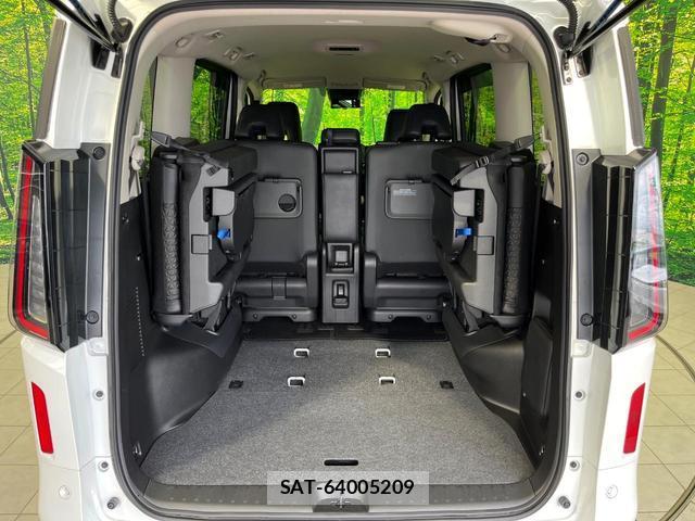 Nissan SERENA 2023-07 8342327-10