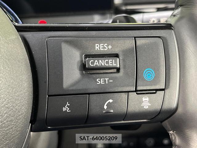 Nissan SERENA 2023-07 8342327-6
