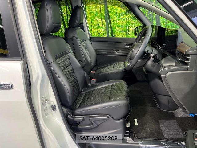 Nissan SERENA 2023-07 8342327-7