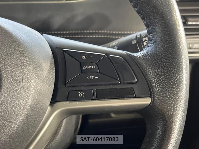 Nissan SERENA 2018-10 8342493-5