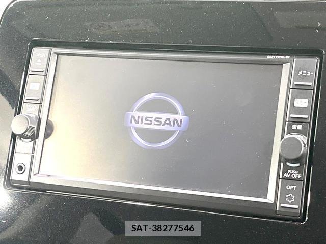 Nissan SERENA 2017-08 8342682-2