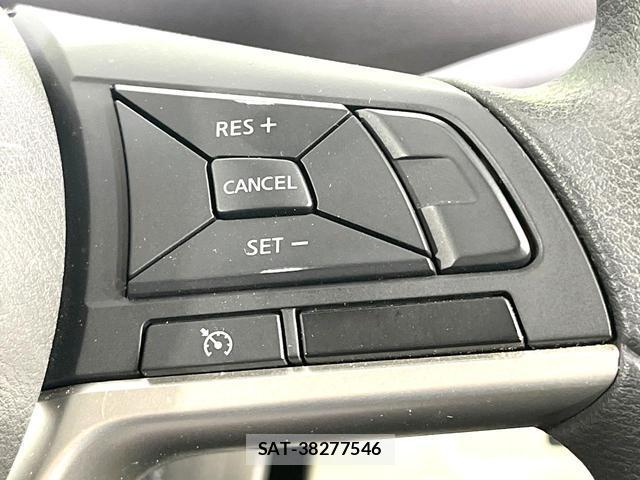 Nissan SERENA 2017-08 8342682-4