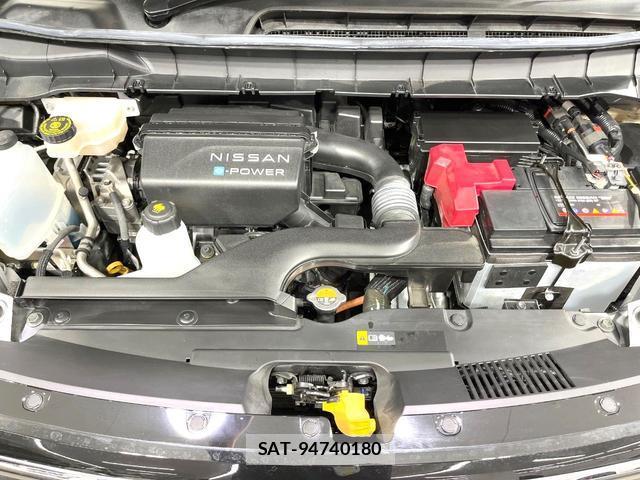 Nissan SERENA 2023-07 8342687-18