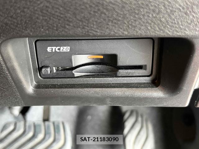 Nissan SERENA 2025-08 8342892-9