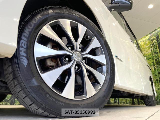 Nissan SERENA 2018-05 8343880-13