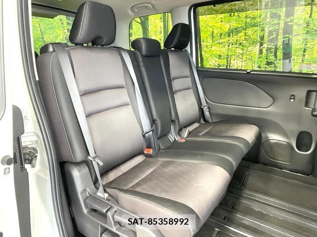 Nissan SERENA 2018-05 8343880-8