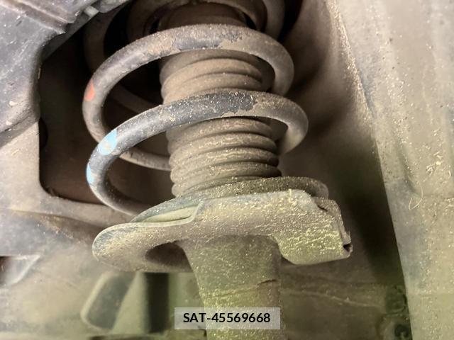Nissan SERENA 2015-10 8344283-19