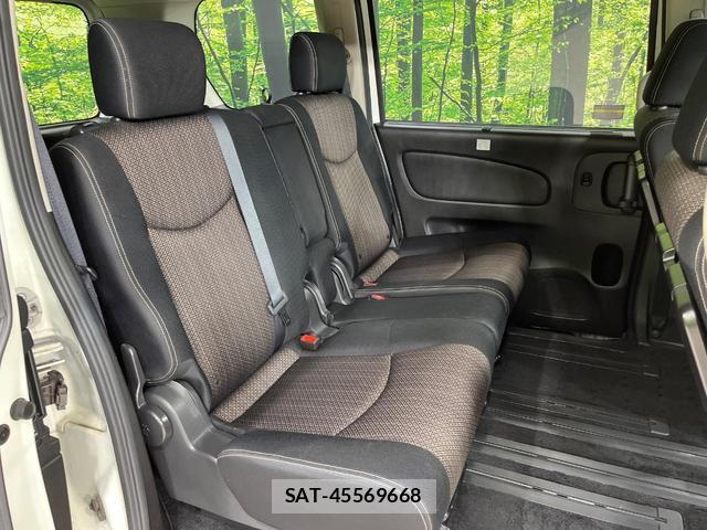 Nissan SERENA 2015-10 8344283-8