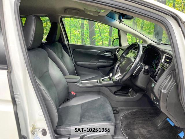 Honda SHUTTLE 2018-01 8343282-7