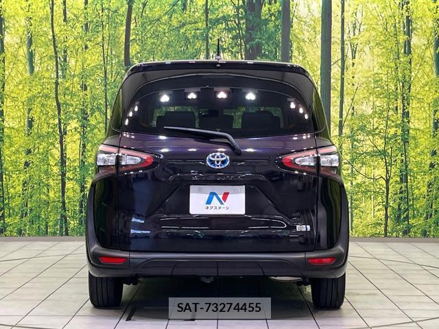 Toyota SIENTA 2018-02 8342055-15
