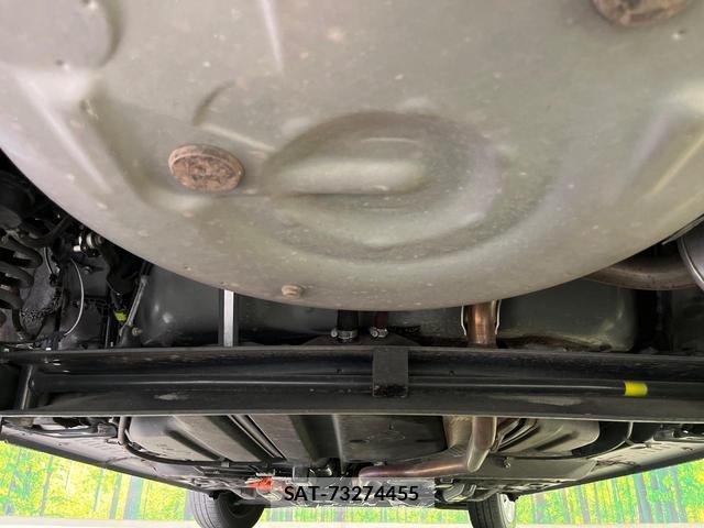 Toyota SIENTA 2018-02 8342055-19
