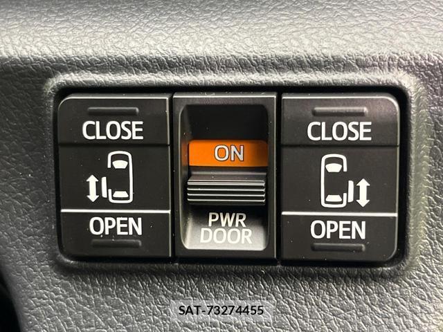 Toyota SIENTA 2018-02 8342055-3