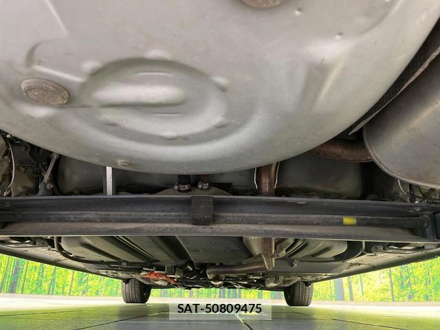 Toyota SIENTA 2018-09 8342061-19