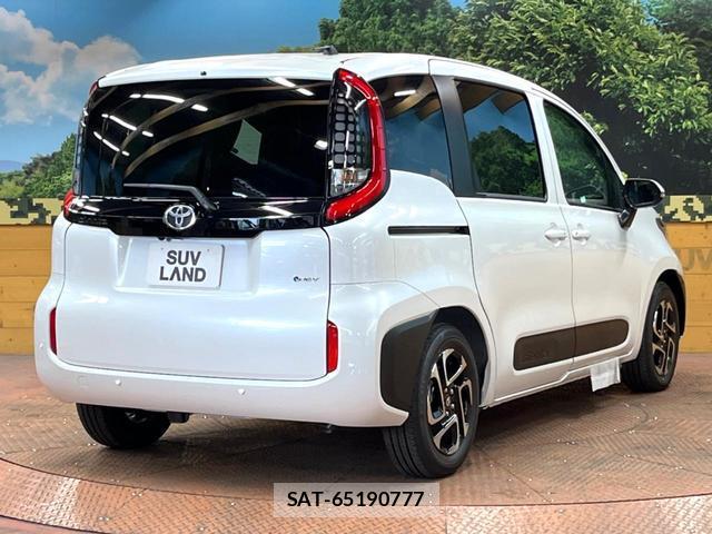 Toyota SIENTA 2026-06 8342242-16