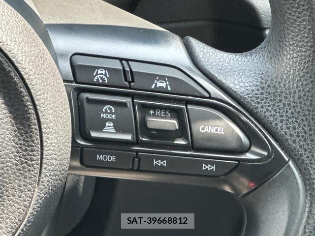 Toyota SIENTA 2023-08 8342248-15