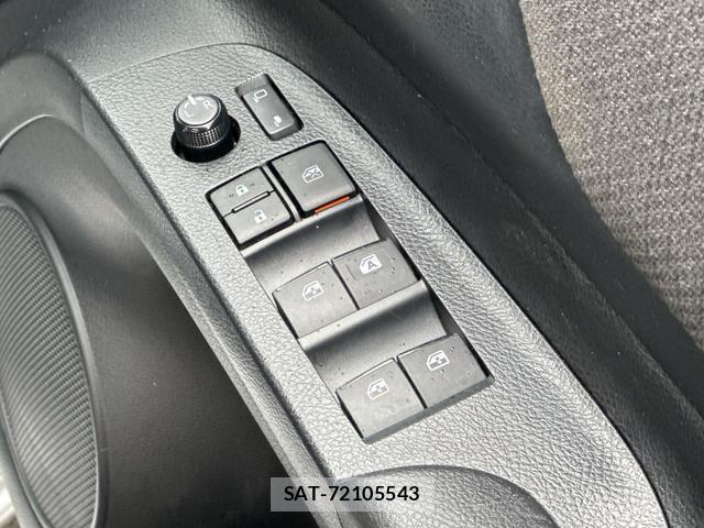 Toyota SIENTA 2021-07 8342258-16