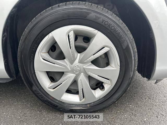 Toyota SIENTA 2021-07 8342258-17