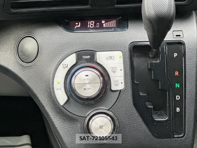 Toyota SIENTA 2021-07 8342258-4
