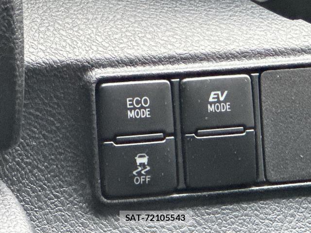 Toyota SIENTA 2021-07 8342258-5